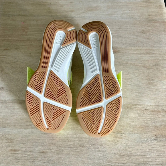 Tiem Latus Women’s Training Sneaker in Citron Glow - Picture 8 of 8